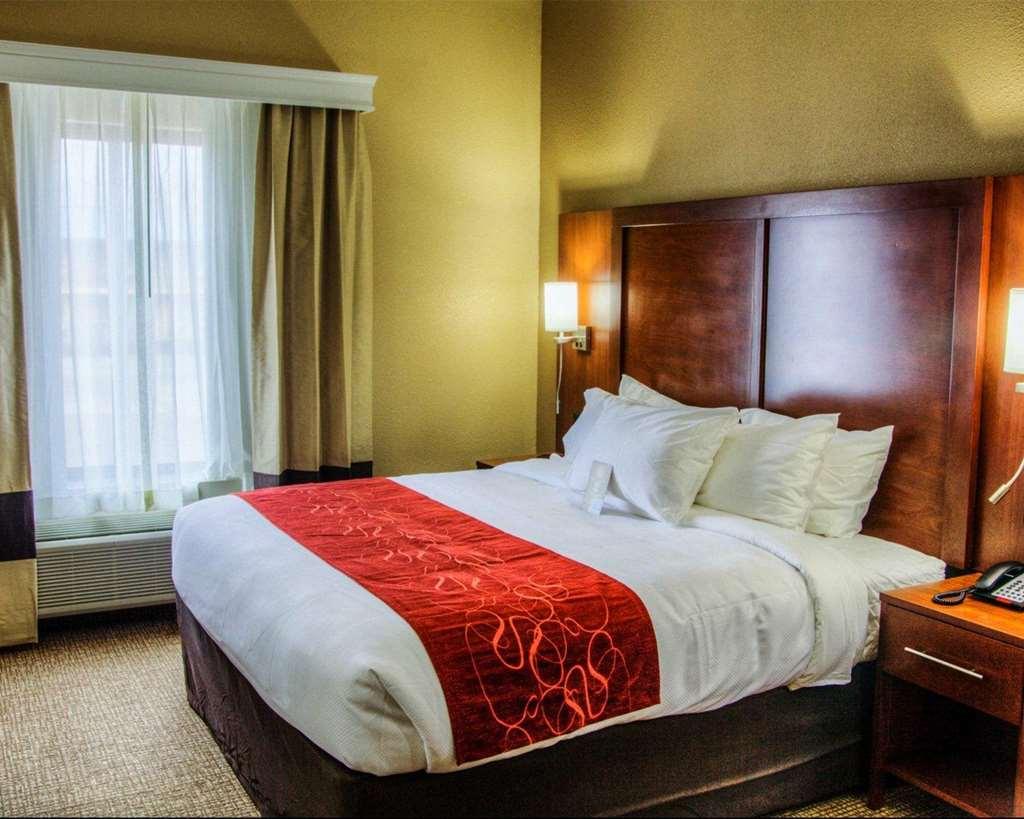 Comfort Suites Plymouth Near Us-30 חדר תמונה