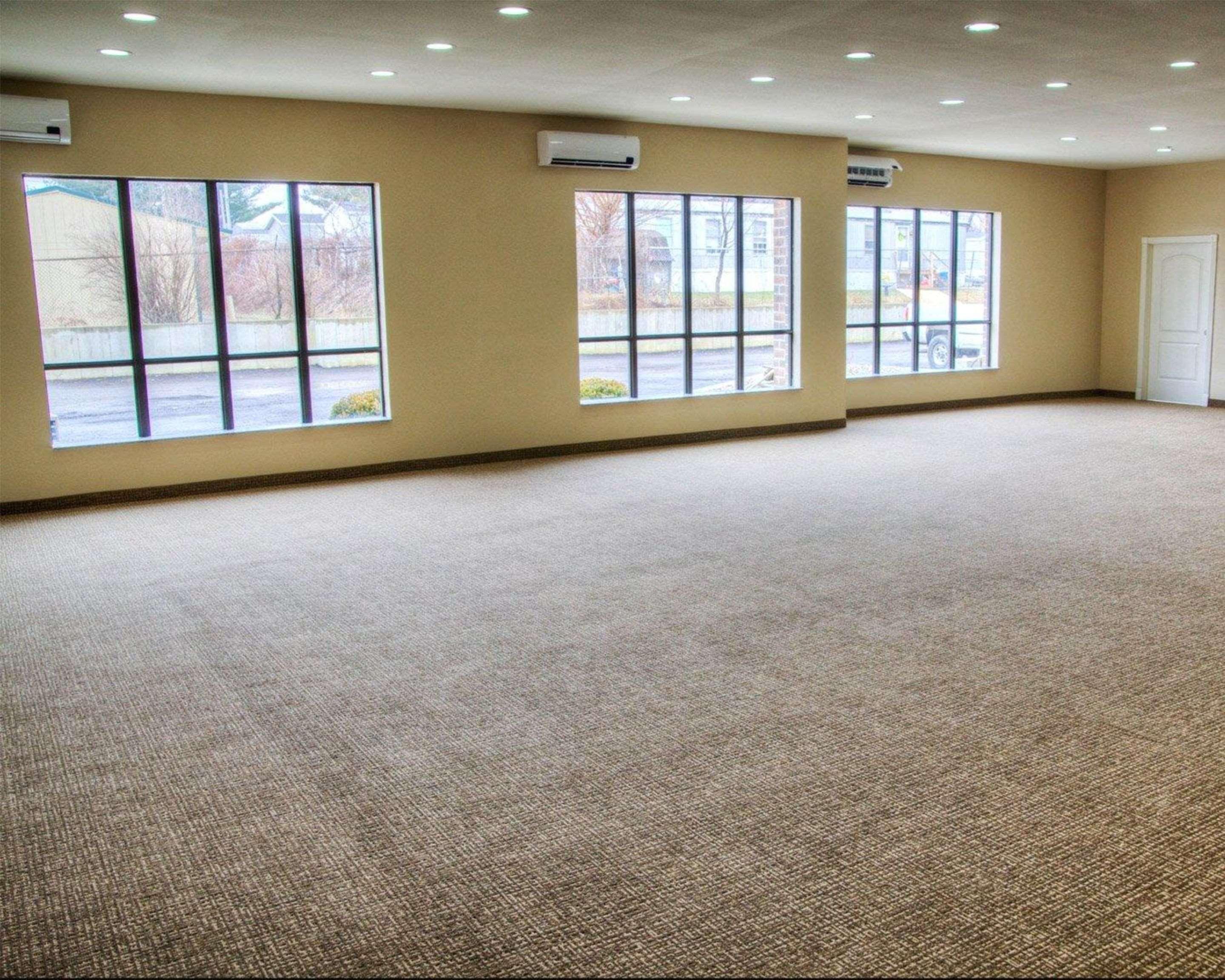 Comfort Suites Plymouth Near Us-30 מראה חיצוני תמונה