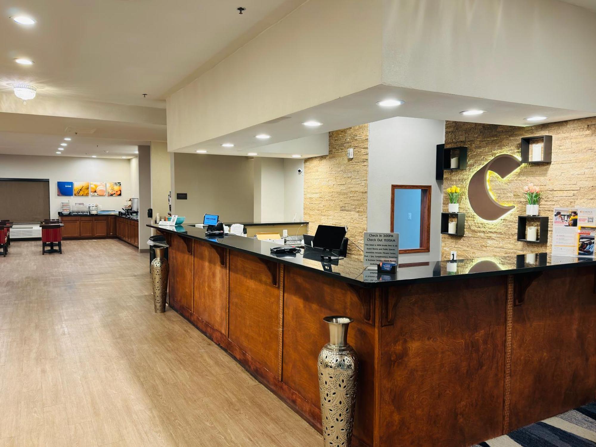 Comfort Suites Plymouth Near Us-30 מראה חיצוני תמונה