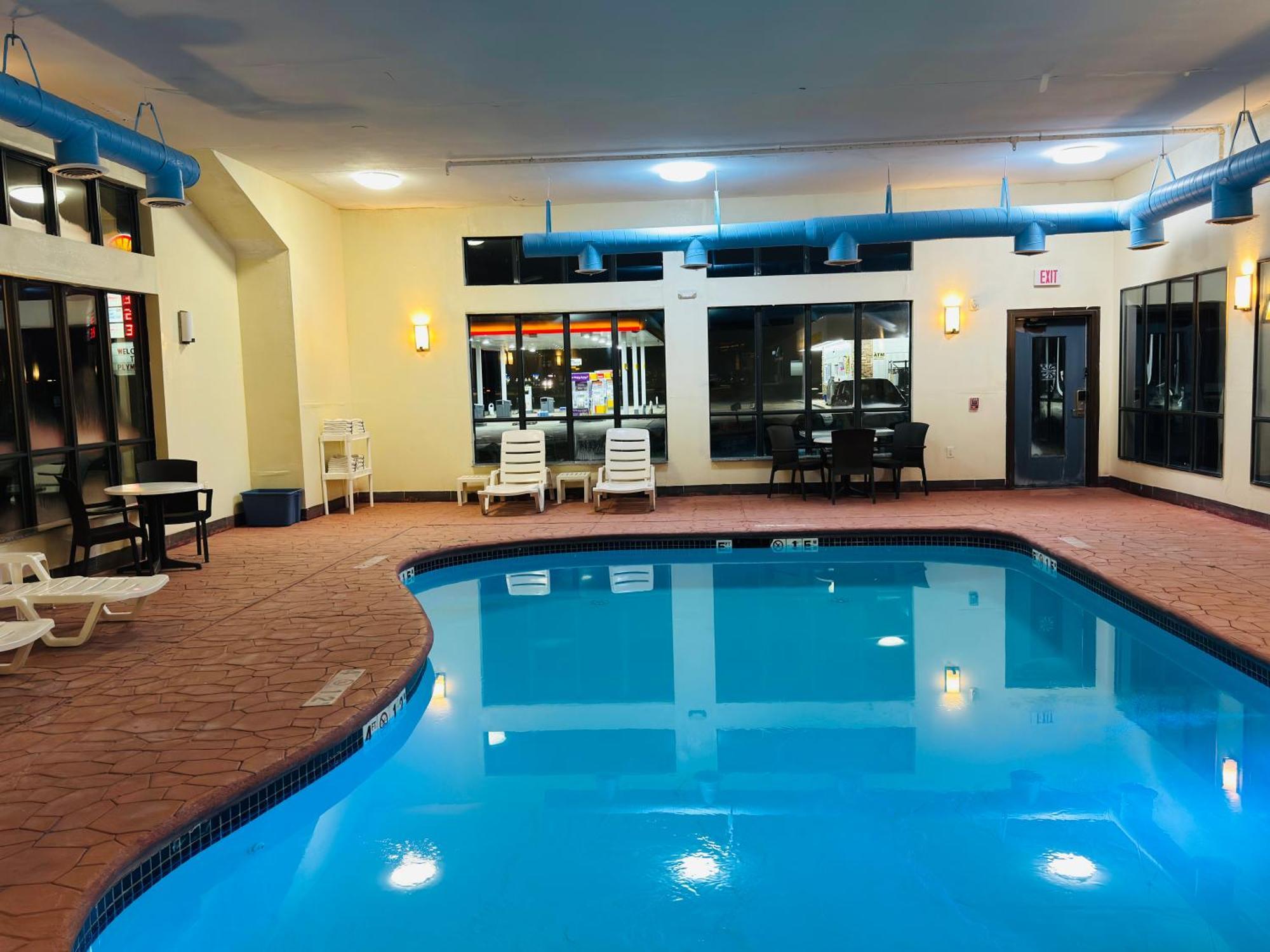 Comfort Suites Plymouth Near Us-30 מראה חיצוני תמונה